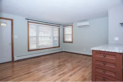 7 Pleasant St, Grafton, MA 01519 - Photo 6