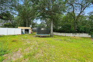 381 N Brook Rd, Springfield, MA 01119 - Photo 30