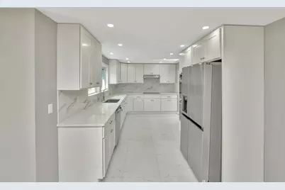 87 Summer St, Abington, MA 02351 - Photo 6