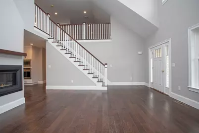 37 Metacomet Rd #37, West Bridgewater, MA 02379 - Photo 2