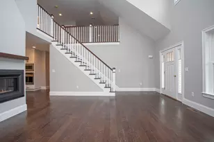 37 Metacomet Rd, West Bridgewater, MA 02379 - Photo 2