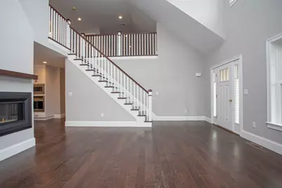 37 Metacomet Rd #37, West Bridgewater, MA 02379 - Photo 2