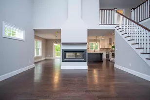37 Metacomet Rd, West Bridgewater, MA 02379 - Photo 4