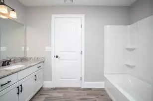 37 Metacomet Rd, West Bridgewater, MA 02379 - Photo 26