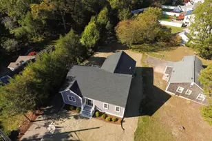 7 N Winnifred Rd, Brockton, MA 02301 - Photo 10