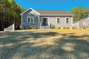 7 N Winnifred Rd, Brockton, MA 02301 - Photo 2