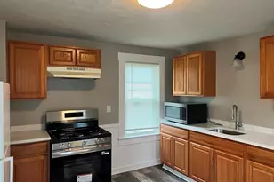 9 Pearl St, Spencer, MA 01562 - Photo 2