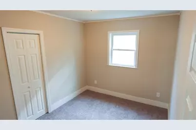 26 Maple St, Spencer, MA 01562 - Photo 14