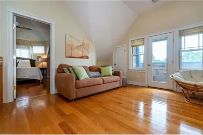 7 Gibson Ave. #7, Narragansett, RI 02882 - Photo 20