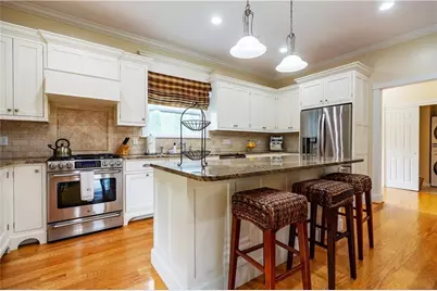 7 Gibson Ave. #7, Narragansett, RI 02882 - Photo 12