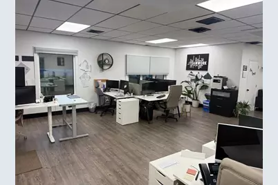 584 Meadow St, Agawam, MA 01001 - Photo 24