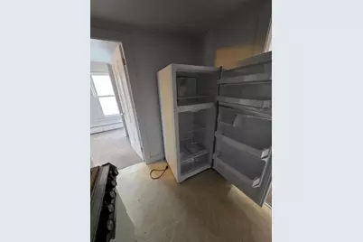 175 Rock Street #3 S, Fall River, MA 02720 - Photo 4