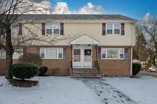 26 Frank St, Dracut, MA 01826 - Photo 1