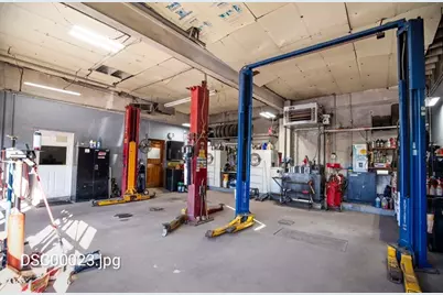 1615 Osgood St, North Andover, MA 01845 - Photo 4