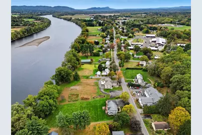 131 Main St #104, Hatfield, MA 01038 - Photo 10