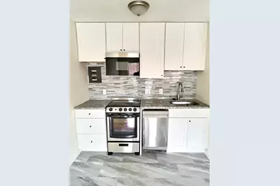 1039 Commonwealth #15, Boston, MA 02215 - Photo 2