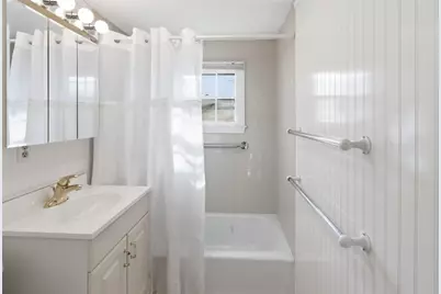 292 Megan Rd, Barnstable, MA 02601 - Photo 8