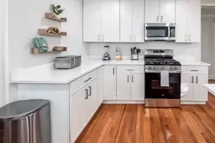 65-67 St James Cir, Newton, MA 02458 - Photo 8