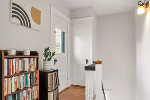 137 Thacher St, Milton, MA 02186 - Photo 4