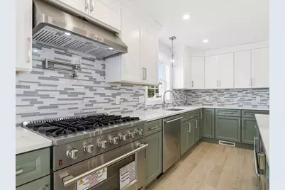 312 Old Westport Rd, Dartmouth, MA 02747 - Photo 10