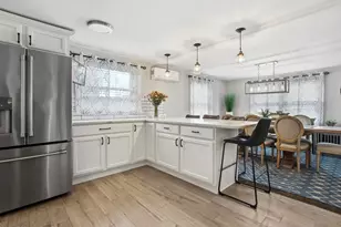 176 Marlborough Rd, Salem, MA 01970 - Photo 8