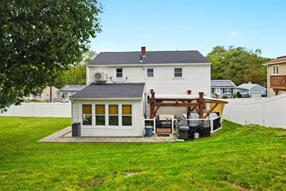 176 Marlborough Rd, Salem, MA 01970 - Photo 38