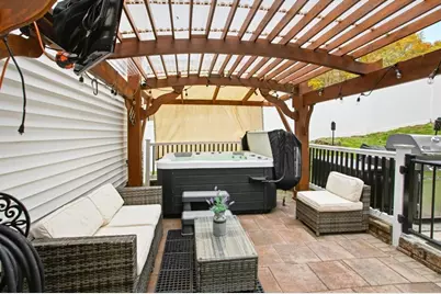 176 Marlborough Rd, Salem, MA 01970 - Photo 34