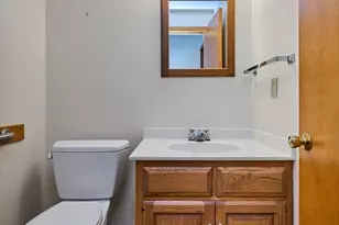 72 Meadow Wood Dr, Greenfield, MA 01301 - Photo 18