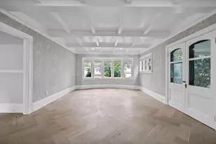 476 Heath St, Brookline, MA 02467 - Photo 6