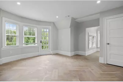 476 Heath St, Brookline, MA 02467 - Photo 24