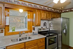 73 Amherst St, Granby, MA 01033 - Photo 8