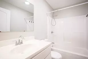 18-20 Healey, Springfield, MA 01151 - Photo 8