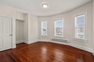 27 Buttonwood St, Boston, MA 02125 - Photo 8