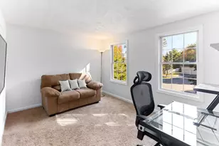 27 Killarney Way, Attleboro, MA 02703 - Photo 16
