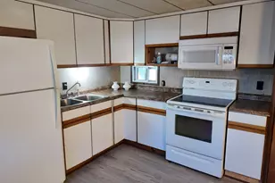 70 Shumway, Springfield, MA 01119 - Photo 8