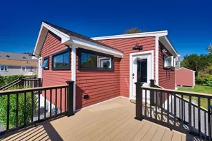 41 Point St, Fairhaven, MA 02719 - Photo 4