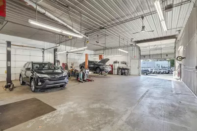 560 River St, Haverhill, MA 01832 - Photo 6