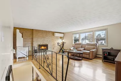 12 Mansfield St, Peabody, MA 01960 - Photo 16