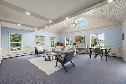 60 Old Cheshire Rd, Lanesborough, MA 01237 - Photo 4