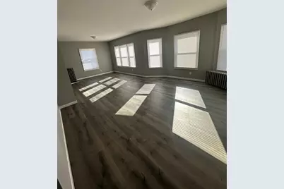 371 Dickinson St #2, Springfield, MA 01108 - Photo 8