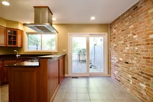 20 Smithfield Ct, Springfield, MA 01108 - Photo 6