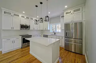 1905 River St, Boston, MA 02136 - Photo 12