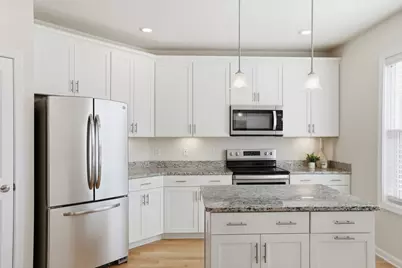 2 Francis Dr #213, Andover, MA 01810 - Photo 2