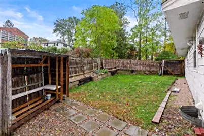 425 Pleasant St, Marlborough, MA 01752 - Photo 32