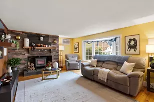 425 Pleasant St, Marlborough, MA 01752 - Photo 10