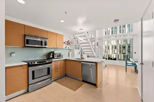 1 Earhart St, Cambridge, MA 02141 - Photo 8