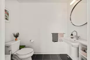 1 Earhart St, Cambridge, MA 02141 - Photo 30