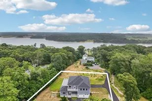 920 Drift Rd, Westport, MA 02790 - Photo 4