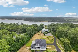 920 Drift Rd, Westport, MA 02790 - Photo 14