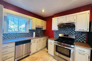 16 Perley Pl, Quincy, MA 02169 - Photo 10